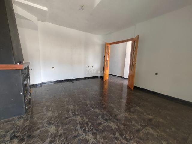 Casa adosada en venta en Ceutí. Casas adosadas.