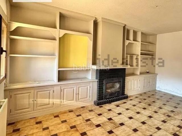 Casa adosada en venta en Cebreros. Casas adosadas.