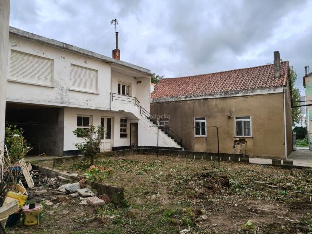 Casa adosada en venta en Cedeira. *DOS CASAS ADOSADAS A 1 MINUTO DE LA PLAYA DE CEDEIRA*. Casas adosadas.