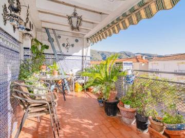 Casa adosada en Venta en Cenes de la Vega