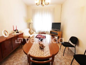 Casa adosada en Venta en Centre