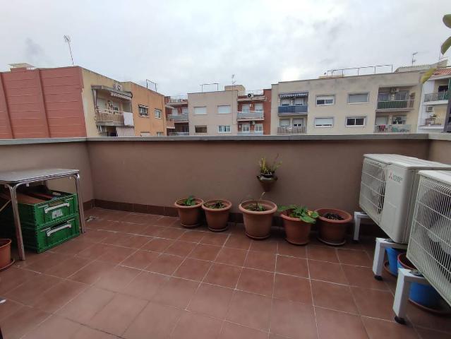 Casa adosada en Venta en Centre