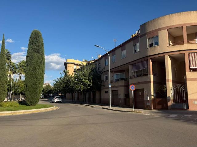 Casa adosada en Venta en Centre