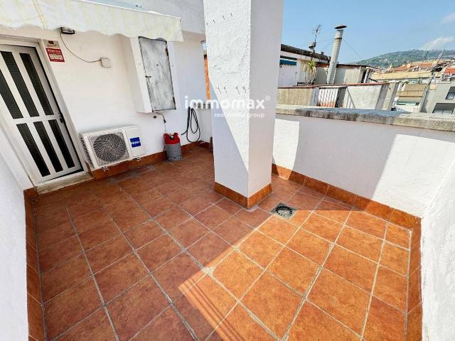 Casa adosada en Venta en Centre