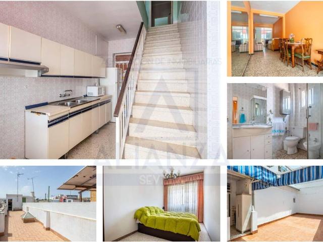Casa adosada en Venta en Centro Barriada Mallorca