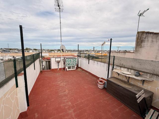 Casa adosada en Venta en Centro Barriada Mallorca