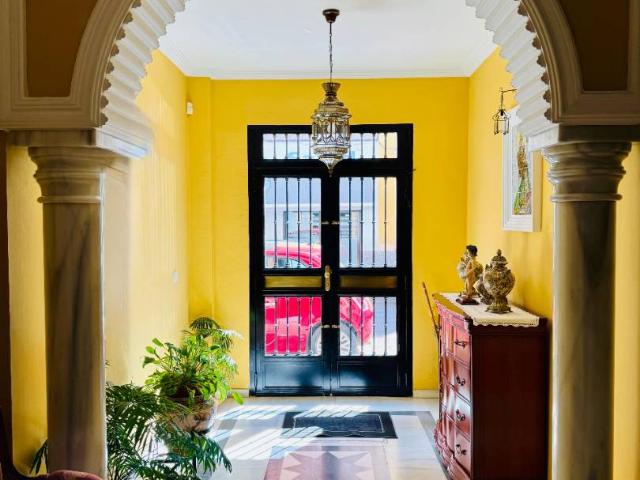 Casa adosada en Venta en Centro Barriada Mallorca