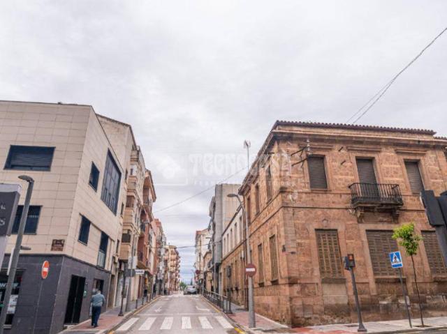 Casa adosada en Venta en Centro ciudad