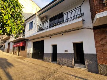 Casa adosada en Venta en Centro Ciudad