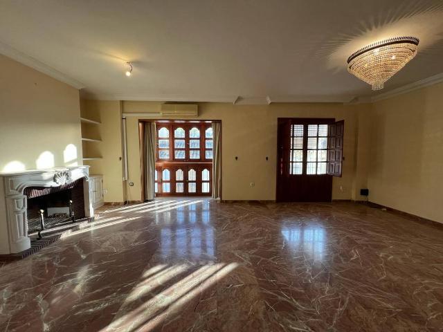 Casa adosada en Venta en Centro Ciudad El Carmen