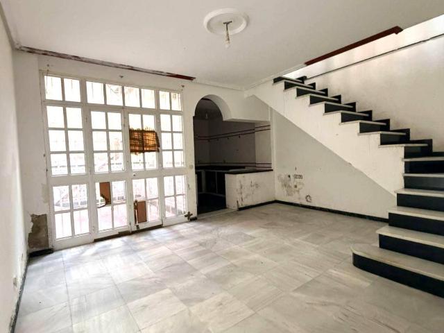 Casa adosada en Venta en Centro Doña Mercedes