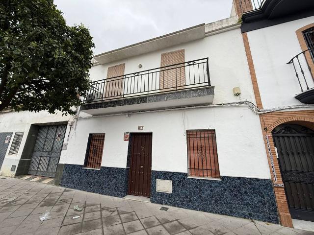 Casa adosada en Venta en Centro Doña Mercedes