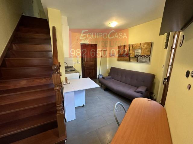 Casa adosada en venta en Centro Recinto amurallado 27001