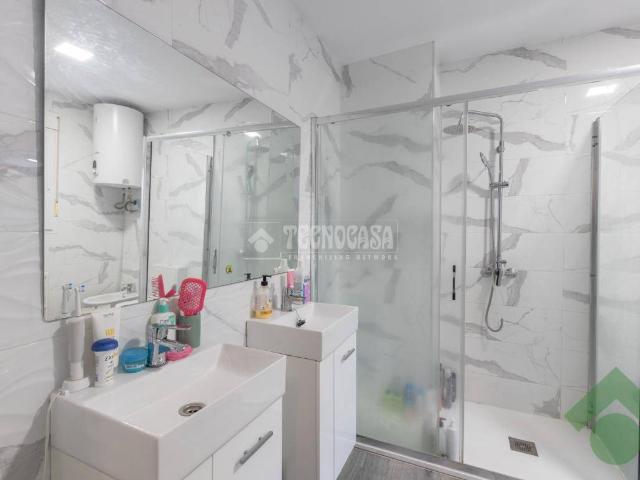 Casa adosada en Venta en Centro Sagrario