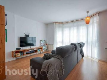 Casa adosada en Venta en Centro Urbano