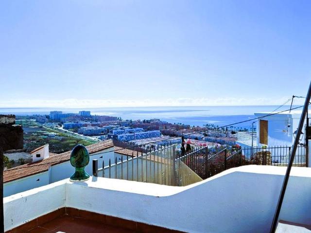 Casa adosada en Venta en Centro