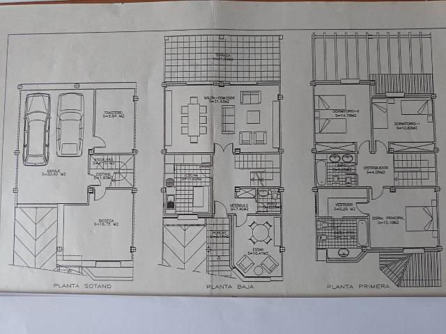 Casa adosada en Venta en Centro