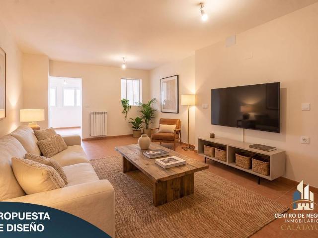Casa adosada en Venta en Centro