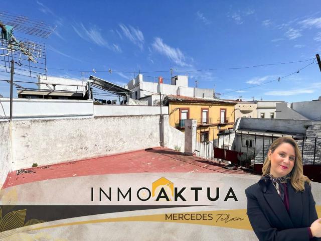 Casa adosada en Venta en Centro