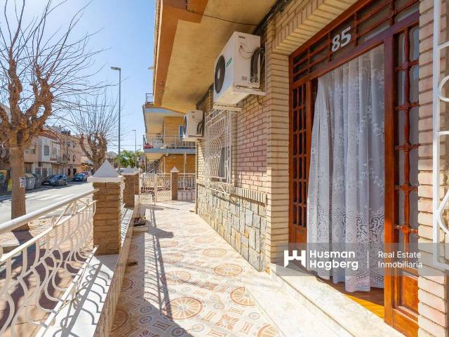 Casa adosada en Venta en Centro