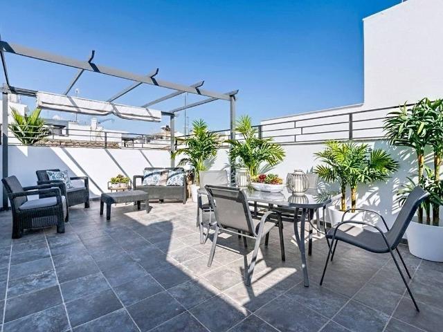 Casa adosada en Venta en Centro