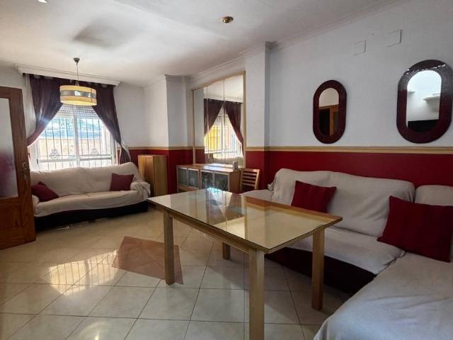 Casa adosada en Venta en Centro