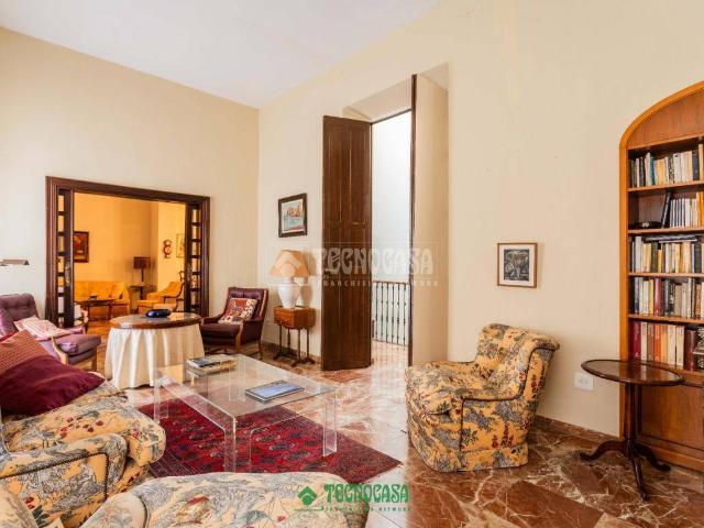 Casa adosada en Venta en Centro