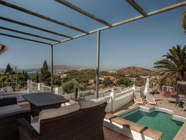 Casa adosada en Venta en Cerrado de Calderón Hacienda Paredes
