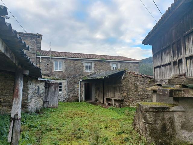 Casa adosada en venta en Cesuras. Casas adosadas.