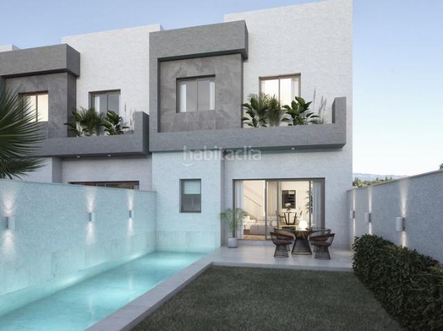Casa adosada en venta en Churriana de la Vega, Casco Histórico. PROMOCIÓN 3 VIVIENDAS. Casas adosadas Churriana de la.