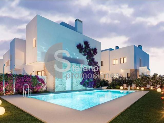 Casa adosada en Venta en Churriana El Pizarrillo La Noria Guadalsol