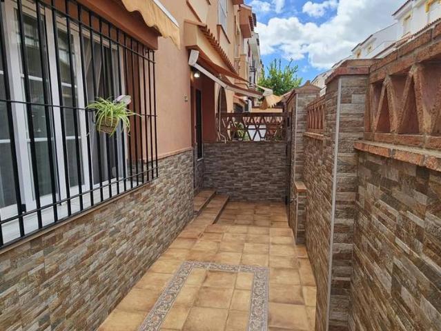 Casa adosada en Venta en Churriana El Pizarrillo La Noria Guadalsol