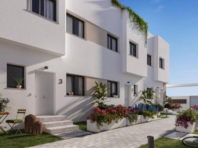 Casa adosada en Venta en Churriana El Pizarrillo La Noria Guadalsol