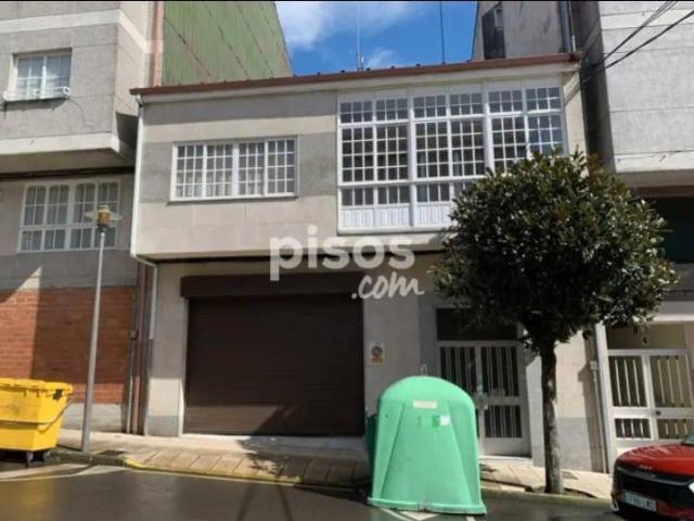 Casa adosada en Venta en Chantada