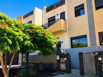 Casa adosada en Venta en Cho Parque de la Reina