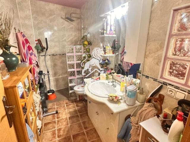 Casa adosada en venta en Chozas de Abajo. Estupendo chalet de estilo rústico en Chozas de Arriba. Casas adosadas Chozas de.