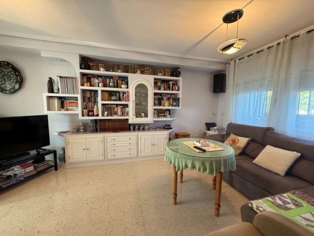 Casa adosada en venta en Ciudad Real, Los Rosales. CASA EN VENTA EN LOS ROSALES, CIUDAD REAL. Casas adosadas Ciudad.