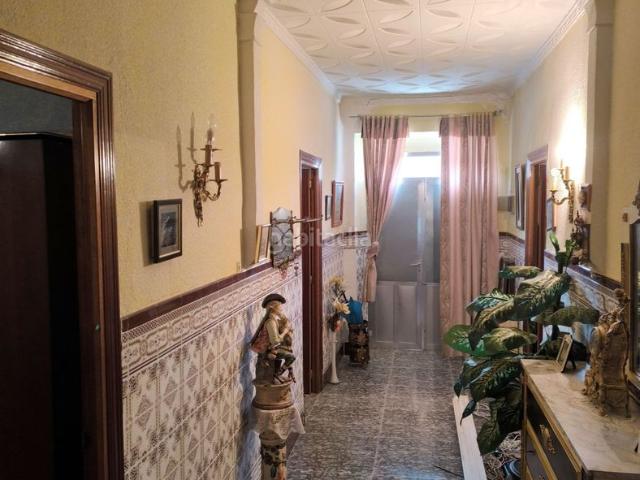 Casa adosada en venta en Ciudad Real, Larache. Casa Adosada en venta en Estación Autobuses, 6 dormitorios. Casas adosadas Ciudad.