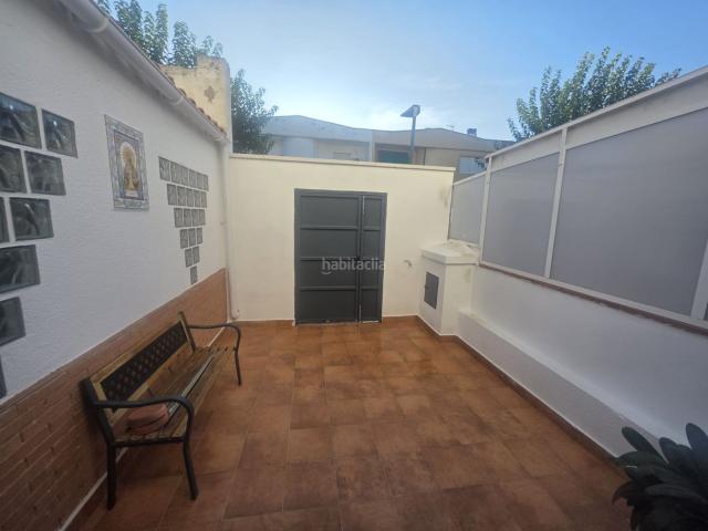 Casa adosada en venta en Ciudad Real, Nuevo Parque. UNIFAMILIAR EN VENTA CON PISCINA PRIVADA. Casas adosadas Ciudad.