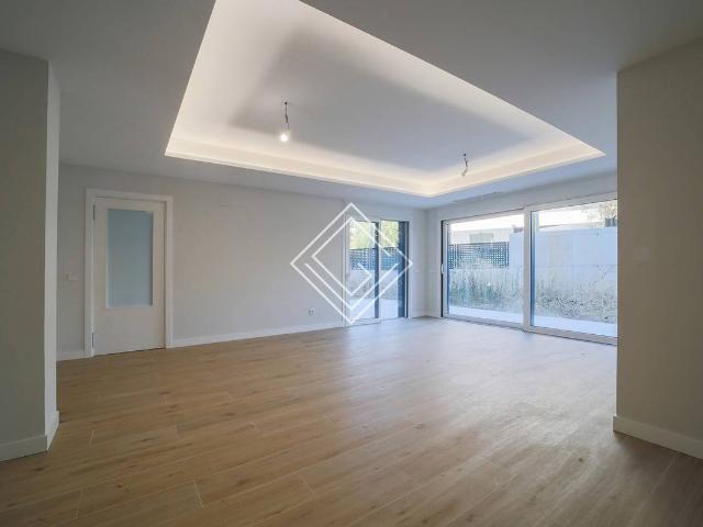Casa adosada en Venta en Ciudad Universitaria