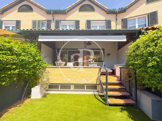 Casa adosada en Venta en Club de Campo