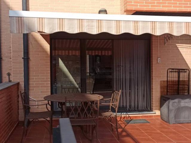 Casa adosada en Venta en Crucero Aquende