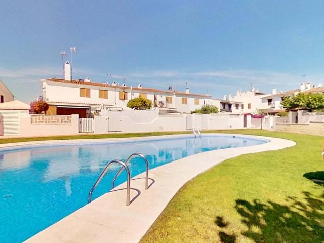 Casa adosada en Venta en Creixell