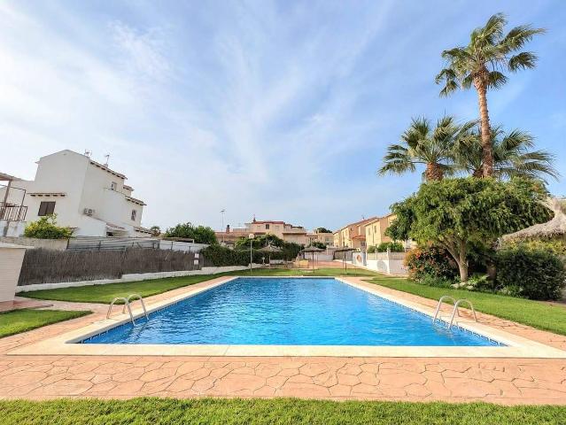 Casa adosada en Venta en Creixell