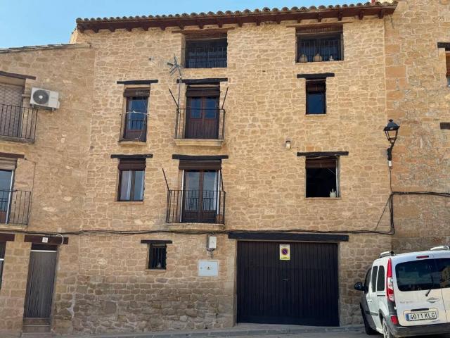 Casa adosada en Venta en Cretas