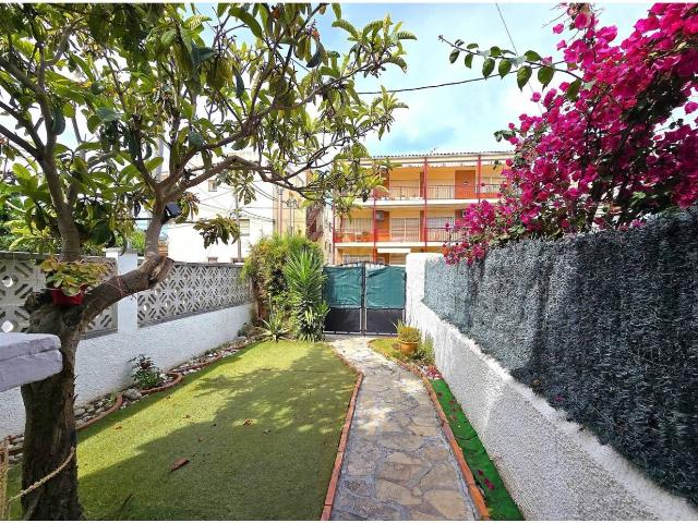 Casa adosada en venta en Cubelles, Bardaji El Molí de Baix. Casa adosada con jardín, zona Bardají. Casas adosadas.