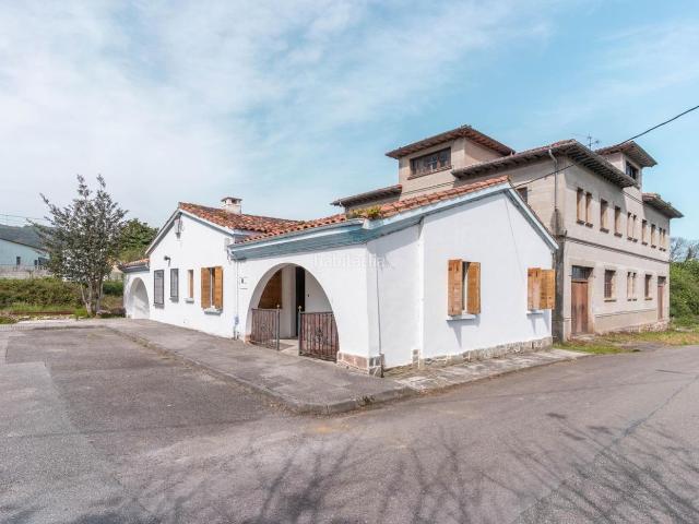 Casa adosada en venta en Cudillero. VENTA CASA ADOSADA EN CUDILLERO. Casas adosadas.