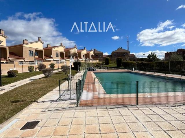 Casa adosada en venta en Cuenca, Fuensanta Universidad. CHALET EN VENTA EN BUENAVISTA. Casas adosadas.