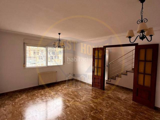 Casa adosada en venta en Cuenca, San Fernando Carretera de Valencia. CHALET ADOSADO EN CUENCA. Casas adosadas.