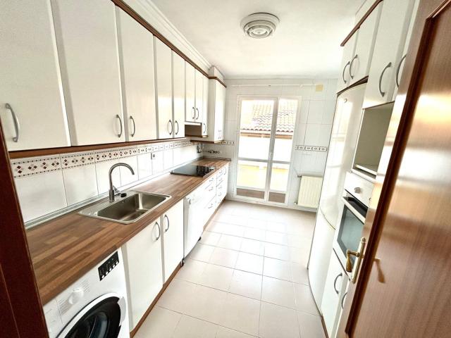 Casa adosada en venta en Cuenca, San Fernando Carretera de Valencia. ¡ CHALET EN VENTA CUENCA !. Casas adosadas.